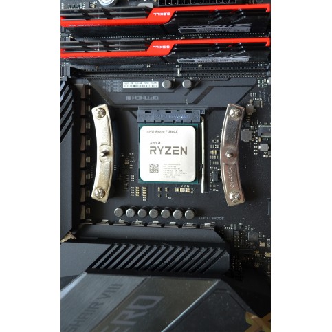 Процесор AMD Ryzen 7 3800X (3.9GHz 32MB 105W AM4) Box (100-100000025BOX)