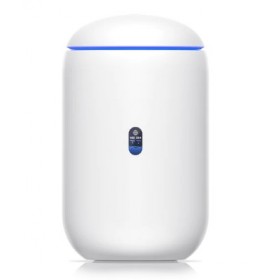 Бездротовий маршрутизатор Ubiquiti Dream Router (UDR)