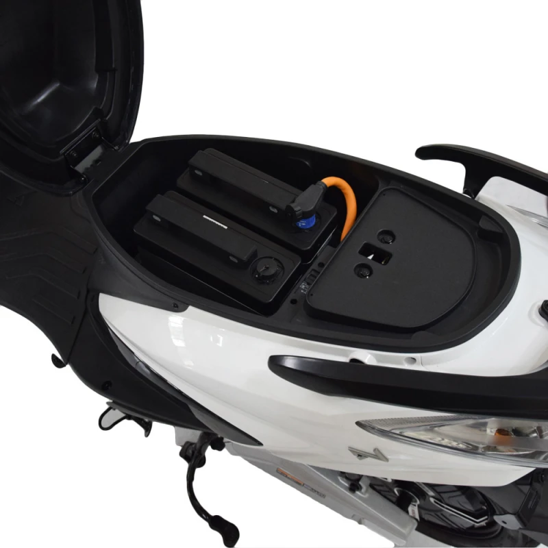 Электроскутер LVNENG LX01. 2020W 60V29Ah