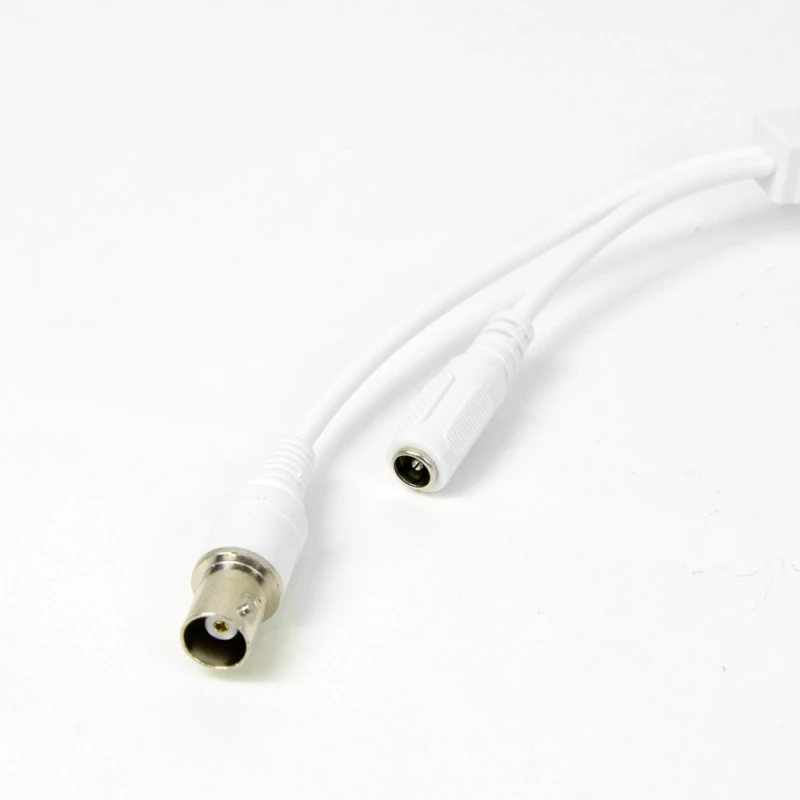 Відеокамера UNC UMD-2MIR-20W/2.8 купольна 2 Мп HD камера для відеоспостереження Відеокамера UNC UMD-2MIR-20W/2.8 купольна 2 Мп HD камера для відеоспостереження